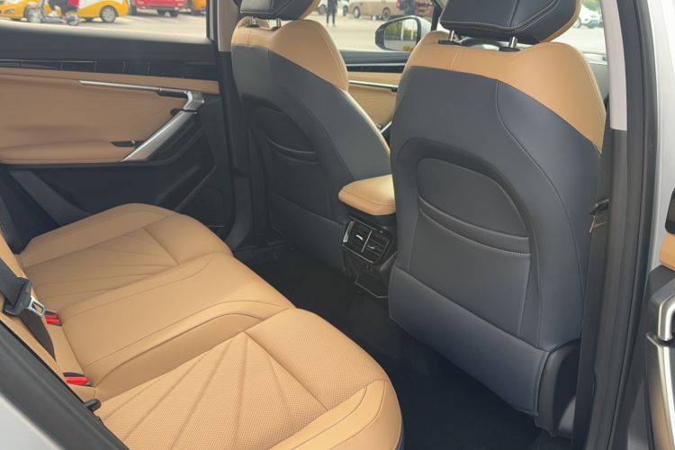 Used Geely Auto FX11 2023 1.5TD DCT Prestige Edition
