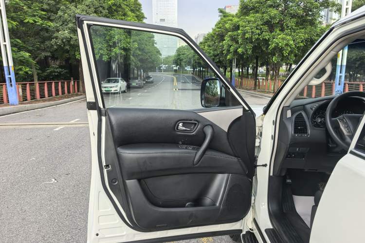 Used Nissan Patrol (Parallel Import) 2017 4.0L SE Middle East Version
