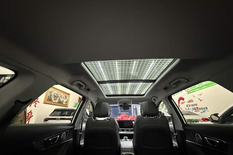 Used Chery Tiggo 8 PRO 2024 Champion Edition 290T Two-Wheel Drive Shining Version 7 Seats
