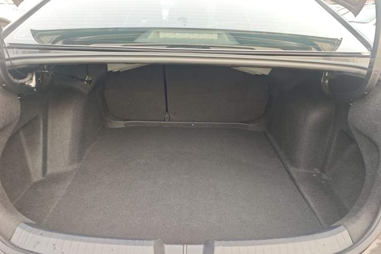 Used Volkswagen Sagitar 2020 200TSI Manual Comfort Version China VI Standard
