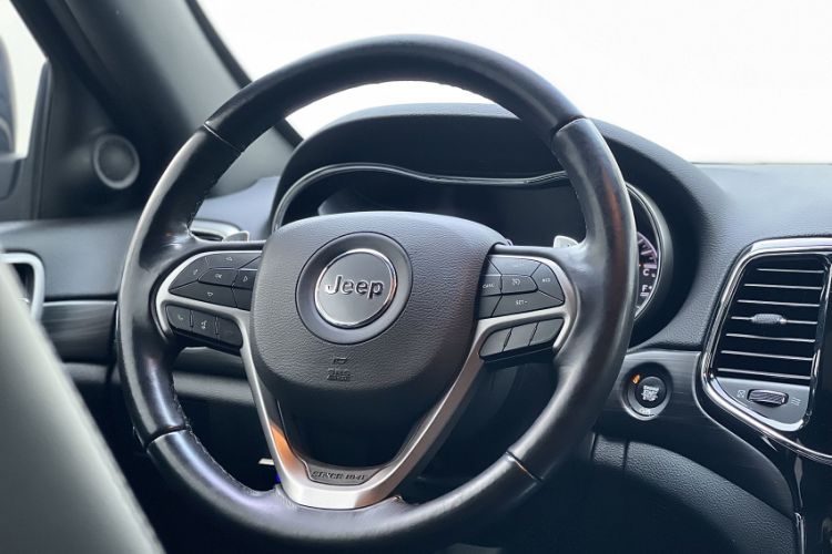 Used  Grand Cherokee 2020 3.0L Professional Navigation Edition
