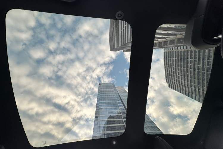 Used Toyota Camry 2024 Dual-Motor 2.0HS Sport Edition