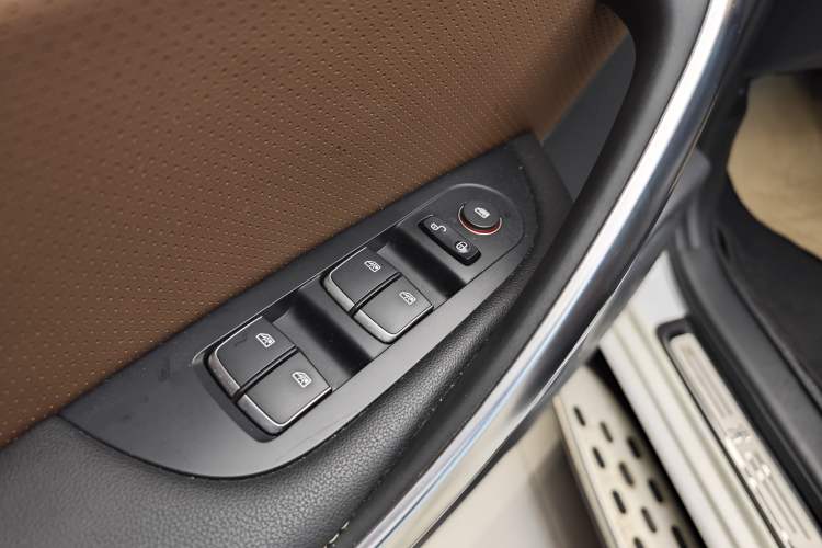 Used BYD Song New Energy 2017 Song DM 1.5TID All-Wheel Drive Luxury Model