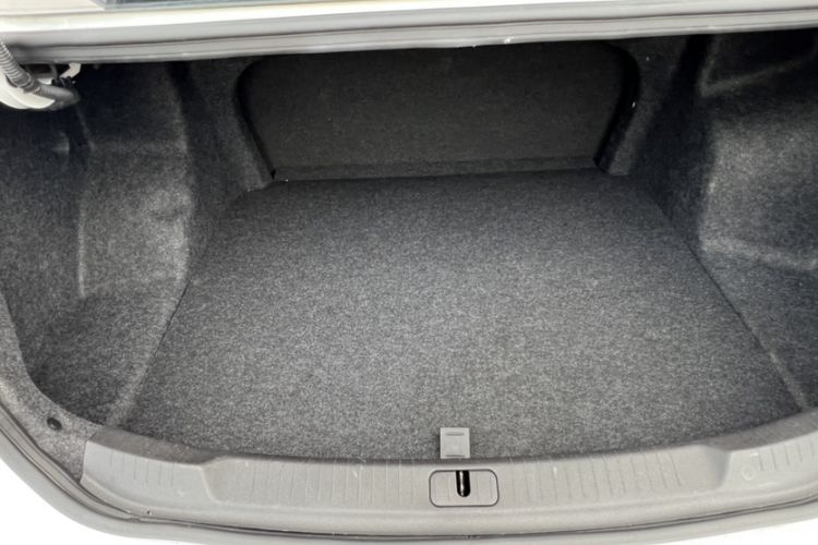 Used Chevrolet Monza 2020 Light Hybrid Redline 320T Dual-Clutch Joyful Edition
