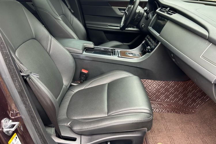 Used Jaguar XFL 2019 XFL 2.0T 200 PS Two-Wheel-Drive Elite Edition
