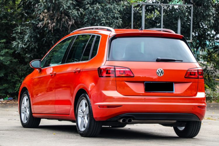 Used Volkswagen Golf 2015 1.4TSI Sportsvan
