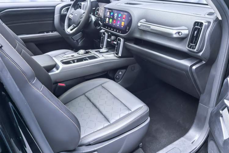 Used Haval DARGO 2024 2.0T DCT Chinese Rural Dog Edition
