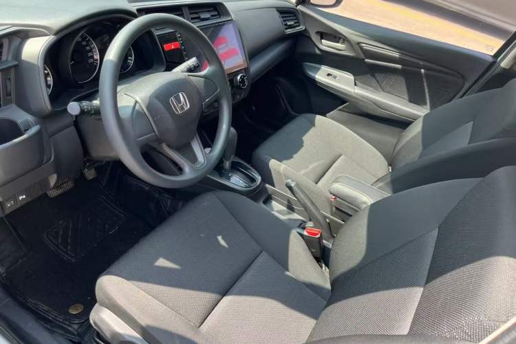 Used Honda Fit 2016 1.5L LXS CVT Comfort Sunroof Version
