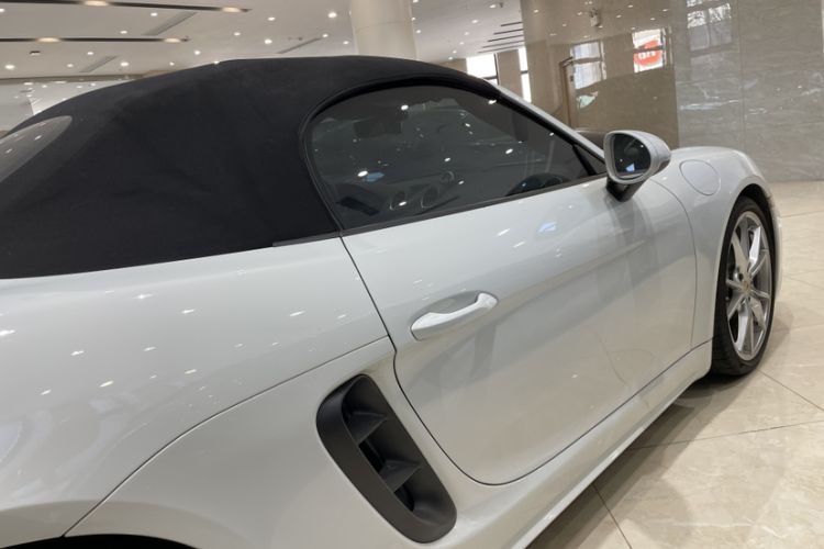 Used Porsche 718 2022 Boxster T 2.0T
