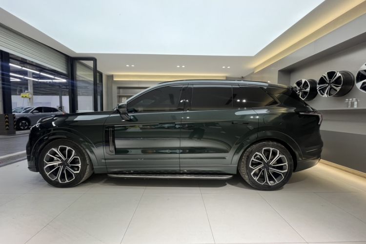 Used Lynk & Co 09 EM-P 2024 2.0TD EM-P Four-Wheel Drive ULTRA Six-Seater
