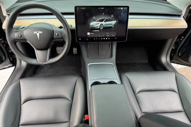 Used Tesla Model 3 2022 Rear-Wheel-Drive Version
