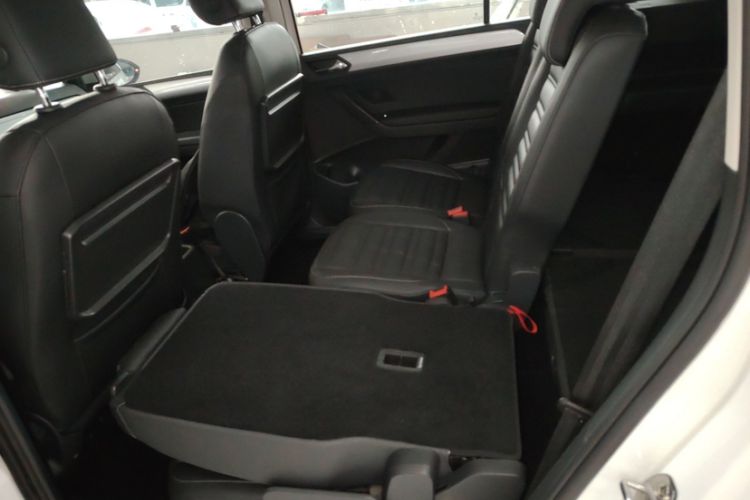 Used Volkswagen Touran 2018 Volkswagen Touran L 280TSI DSG Style Edition 7 Seats China VI Standard
