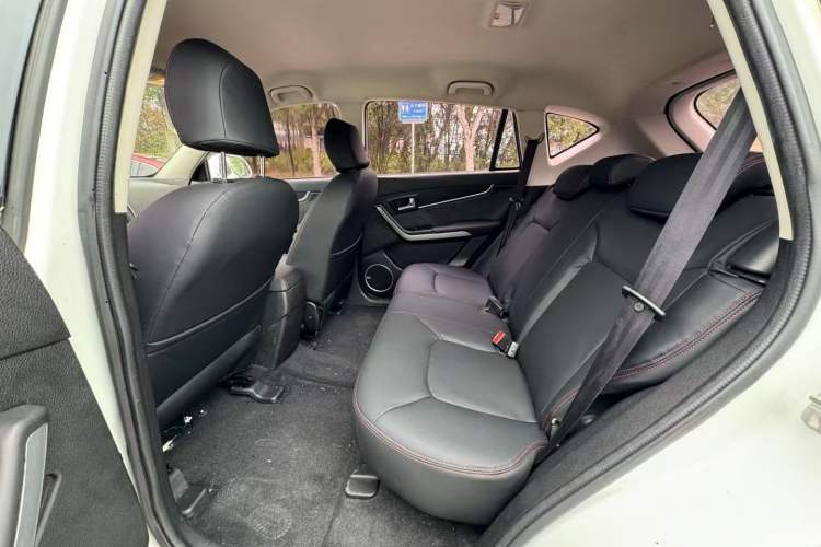 Used Land X5 2016 Plus 1.5T Manual Enjoyment Edition
