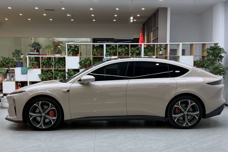 Used Nio ET5 2024 75 kWh
