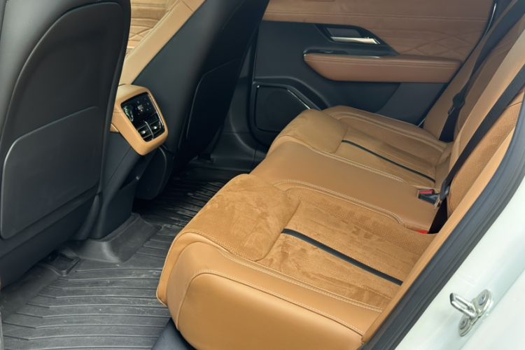 Used Mazda EZ-6 2024 Range-Extended 200 Luxury Edition