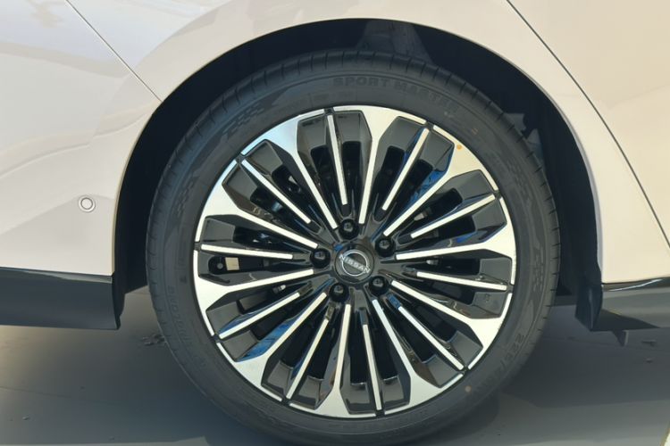 Used Nissan N7 2025 625 Max
