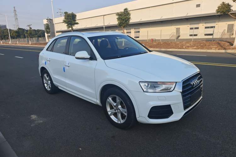 Used Audi Q3 2017 30 TFSI Fashion Model
