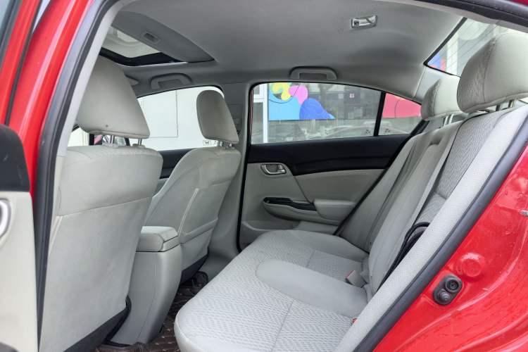 Used Honda Civic 2016 1.8L Automatic Comfort Version
