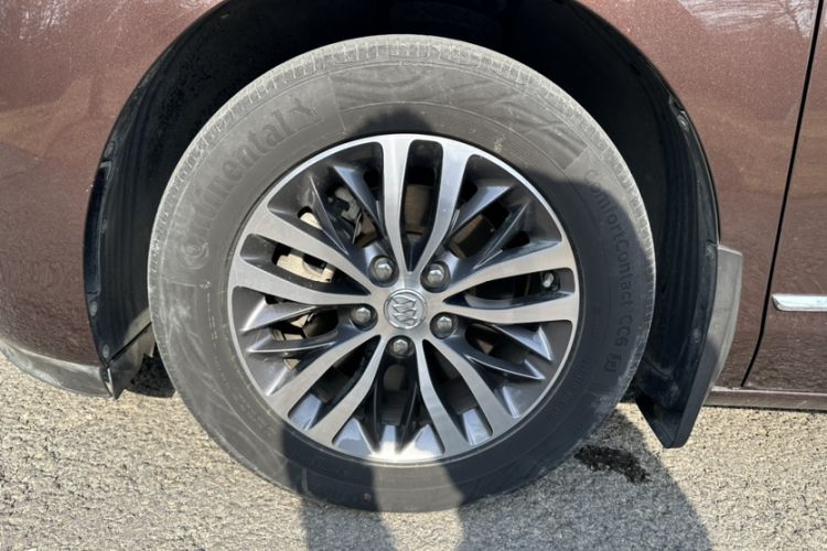 Used Buick GL8 2017 ES 28T Luxury Model China V Standard