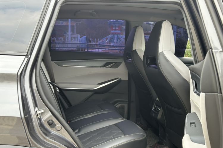 Used Changan CS75 PLUS 2023 3rd Generation 1.5T Automatic Prestige Model
