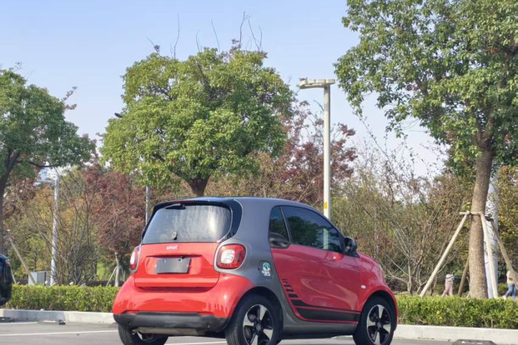 Used  fortwo 2018 1.0L 52kW Hardtop Passion Edition China V Standard
