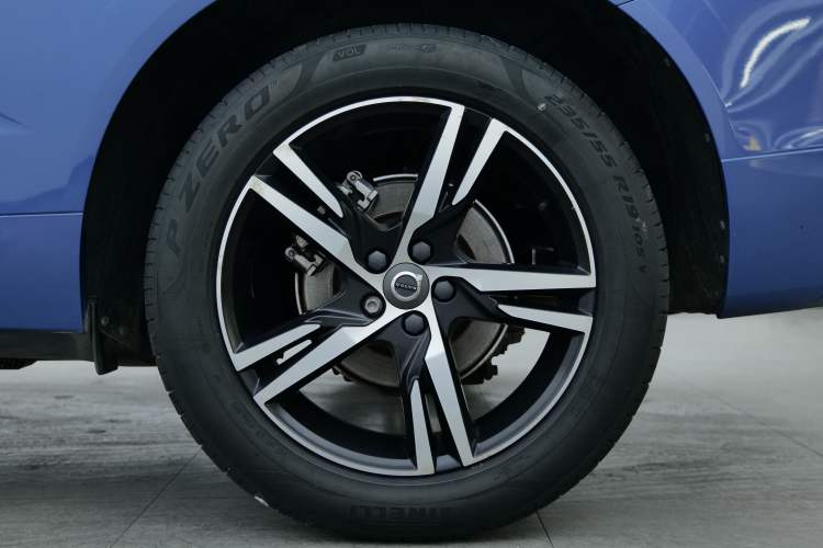 Used Volvo XC60 2020 T5 4x4 Smart & Dynamic Sport Edition
