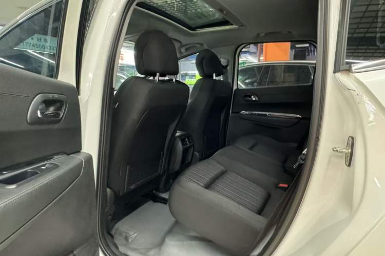 Used Peugeot 3008 2016 2.0L Automatic Classic Edition
