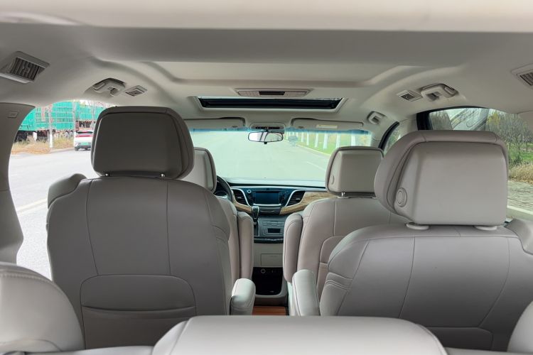 Used Buick GL8 2018 ES 28T Comfort Model China VI Standard