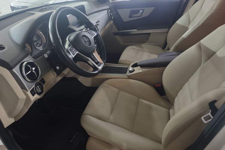 Used Mercedes-Benz GLK-Class 2015 GLK 260 4MATIC Dynamic Edition Ultimate Version