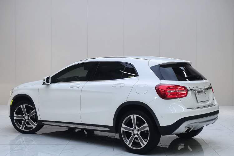 Used Mercedes-Benz GLA 2016 GLA 220 4MATIC Luxury Model
