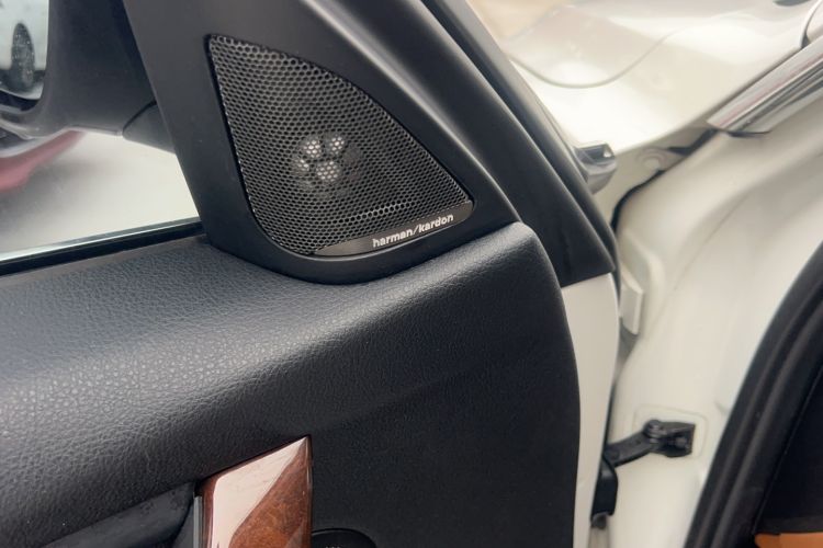 Used BMW 3 Series 2015 320Li Luxury Design Package
