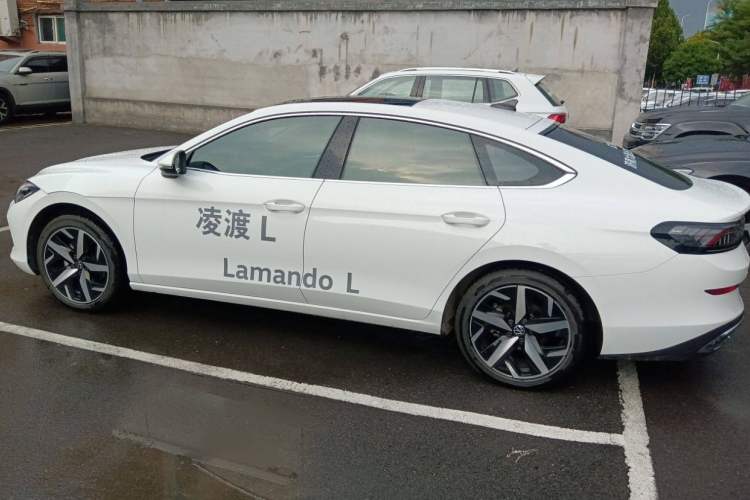 Used Volkswagen Lamando 2024 Lavida L 280TSI DSG Cool & Spicy Edition
