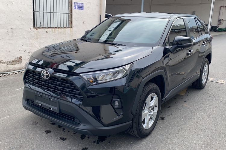 Used Toyota RAV4 2024 2.0L CVT Two-Wheel Drive Urban Edition
