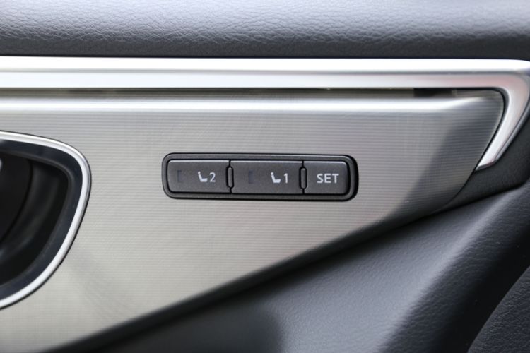 Used Infiniti Q60 2019 2.0T Luxury Edition