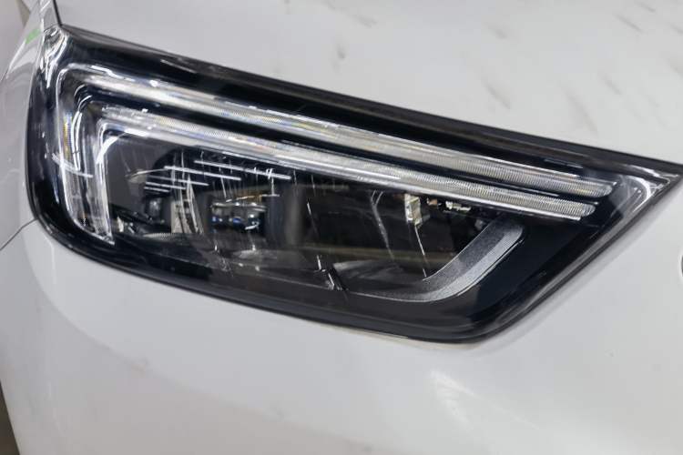 Used Buick Encore 2016 18T Automatic Two-Wheel Drive Urban Elite Model
