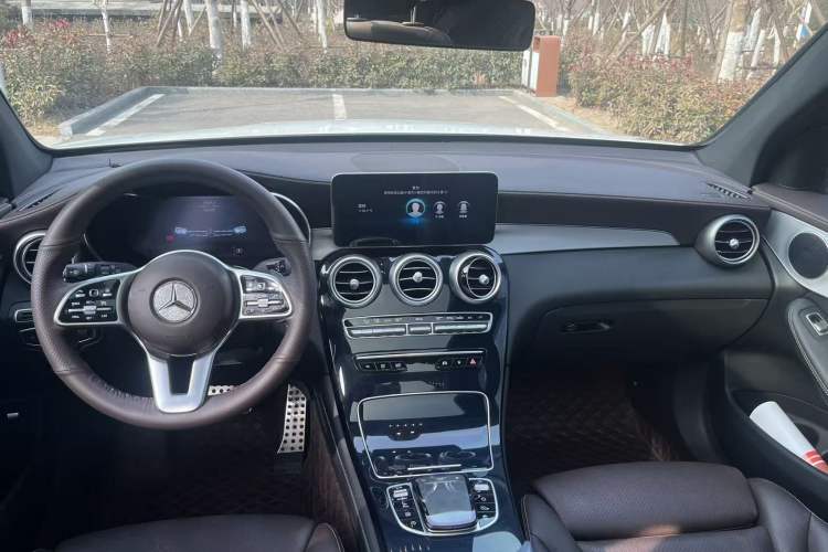 Used Mercedes-Benz GLC 2022 Second Facelift GLC 260 L 4MATIC Dynamic Edition