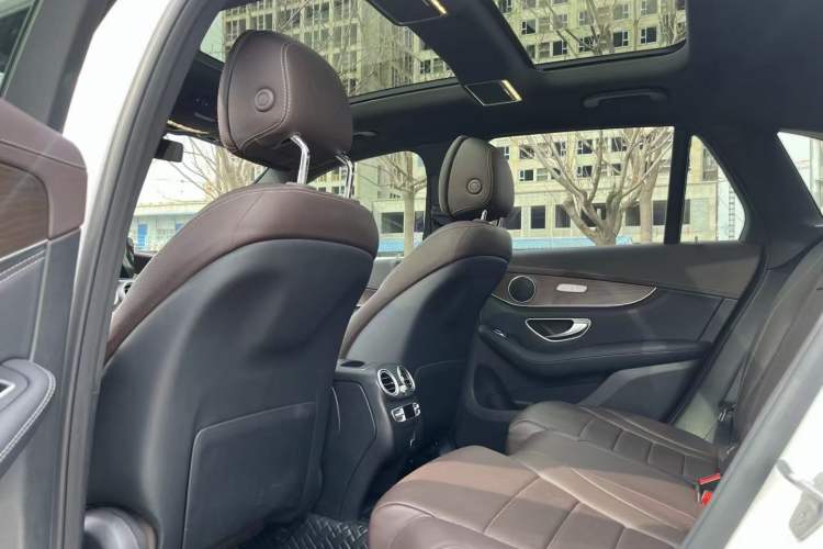 Used Mercedes-Benz GLC 2020 Facelift GLC 300 L 4MATIC Dynamic Edition