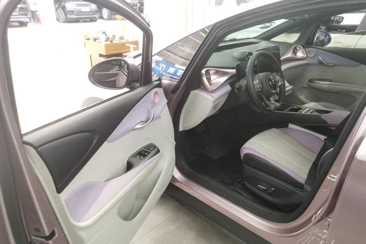 Used BYD Dolphin 2021 405 km Fashion Edition
