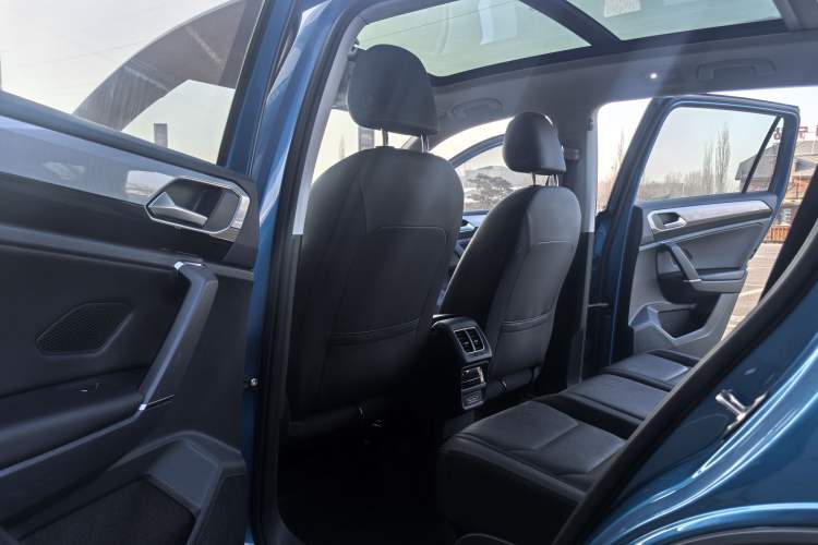 Used Volkswagen Tayron 2020 330TSI Two-Wheel Drive Luxury Smart Connectivity Version
