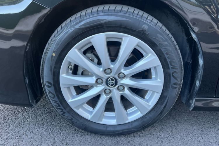 Used Toyota Camry 2018 2.0G Luxury Edition
