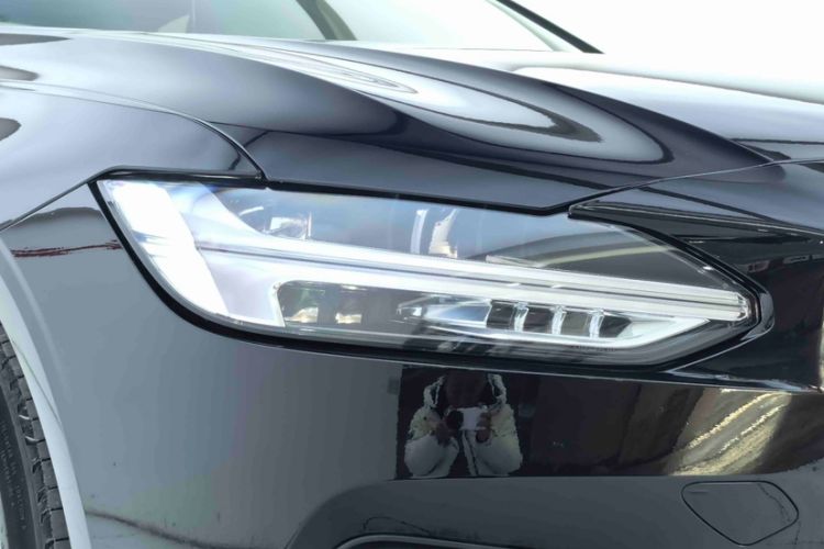 Used Volvo S90 2022 B5 Zhiyi Luxury Edition
