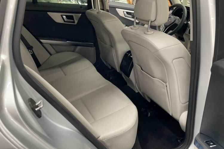 Used Mercedes-Benz GLK-Class 2013 GLK 300 4MATIC Dynamic Sunroof Model
