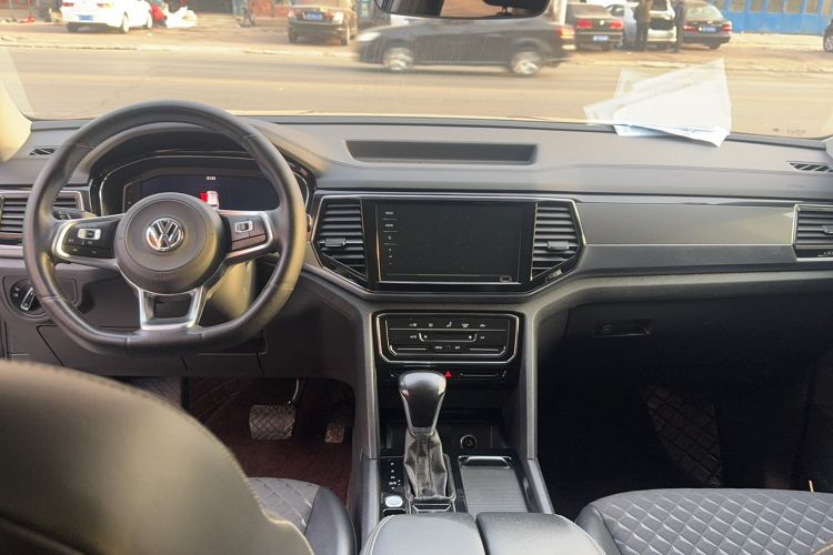 Used Volkswagen Teramont X 2020 Revised Version 330TSI Two-Wheel Drive Luxury Edition
