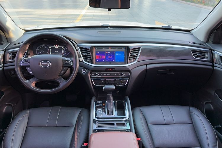 Used GAC Trumpchi GS7 2017 280T Two-Wheel Drive Luxury Model
