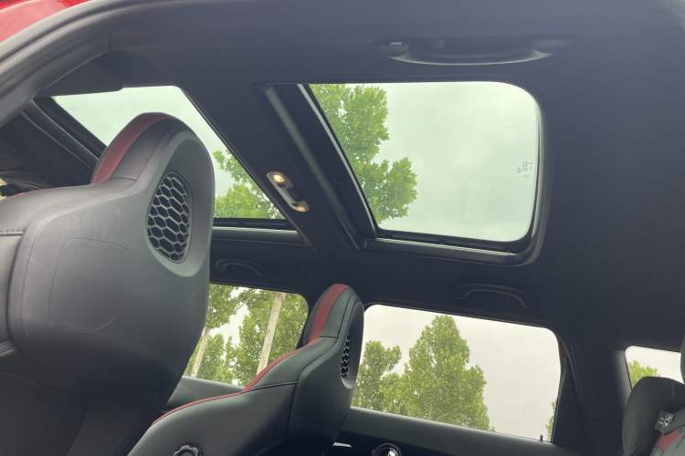 Used  Clubman 2018 1.5T COOPER Racing Driver
