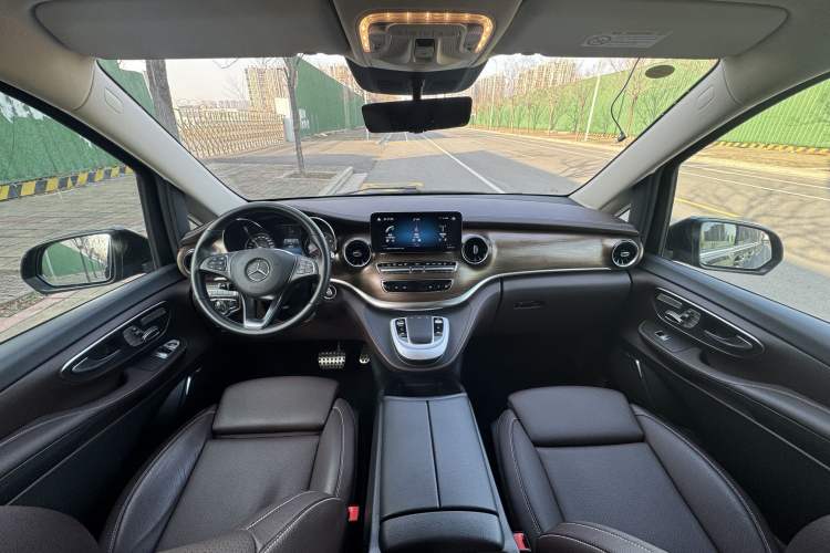 Used Mercedes-Benz V-Class 2022 V 260 L Long Wheelbase Prestige Edition