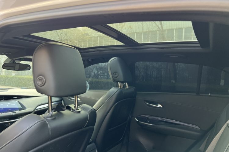 Used Cadillac XT4 2022 28T Two-Wheel Drive Fashion Edition