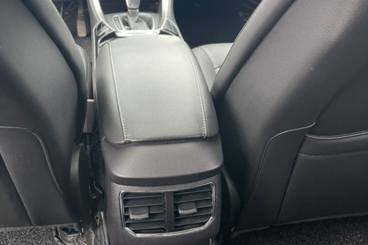 Used Ford Mondeo 2013 2.0L GTDi 200 Fashion Edition
