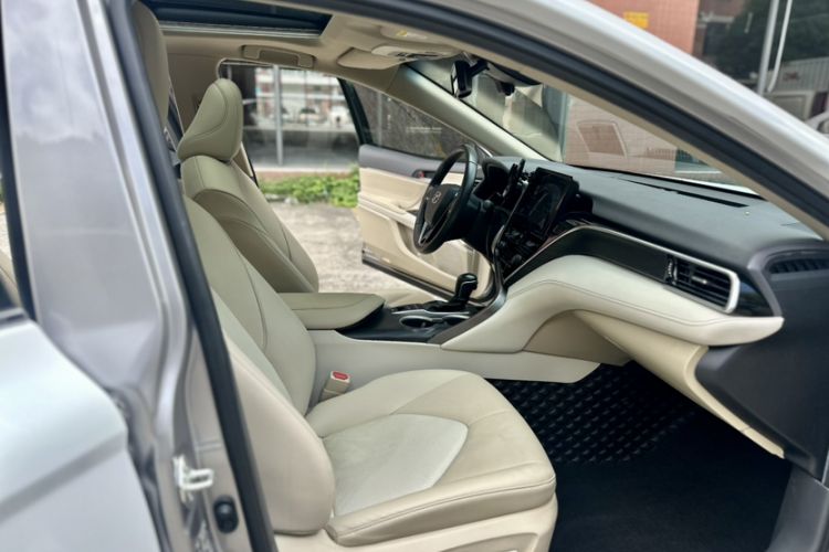 Used Toyota Camry 2021 Dual-Motor 2.5HG Luxury Edition
