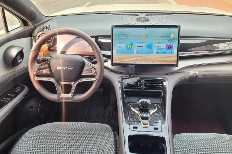 Used BYD Frigate 07 2023 DM-i 100KM Prestige Model